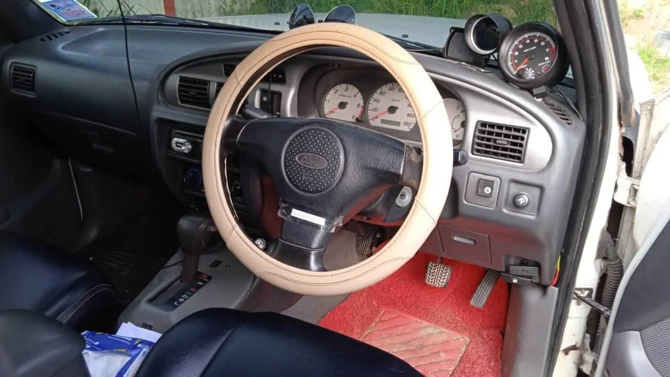 2004 Mazda 2500 Fighter V 3