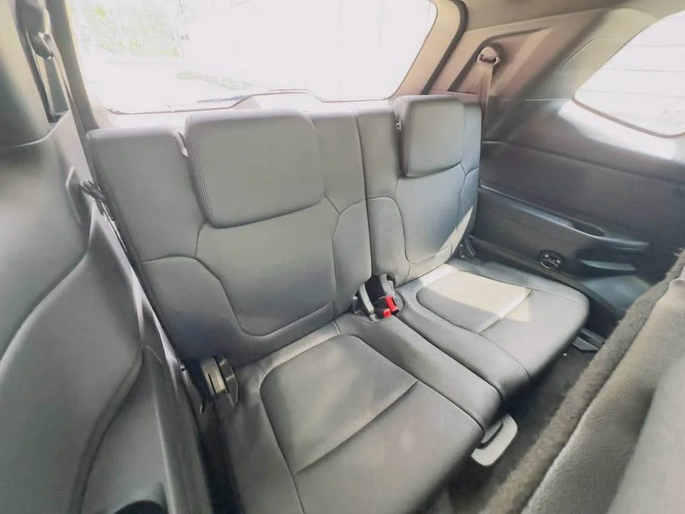 2023 Ford Everest III 2