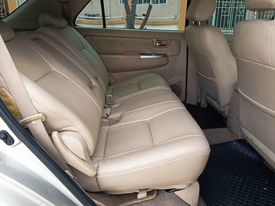 2005 Toyota Fortuner I 3
