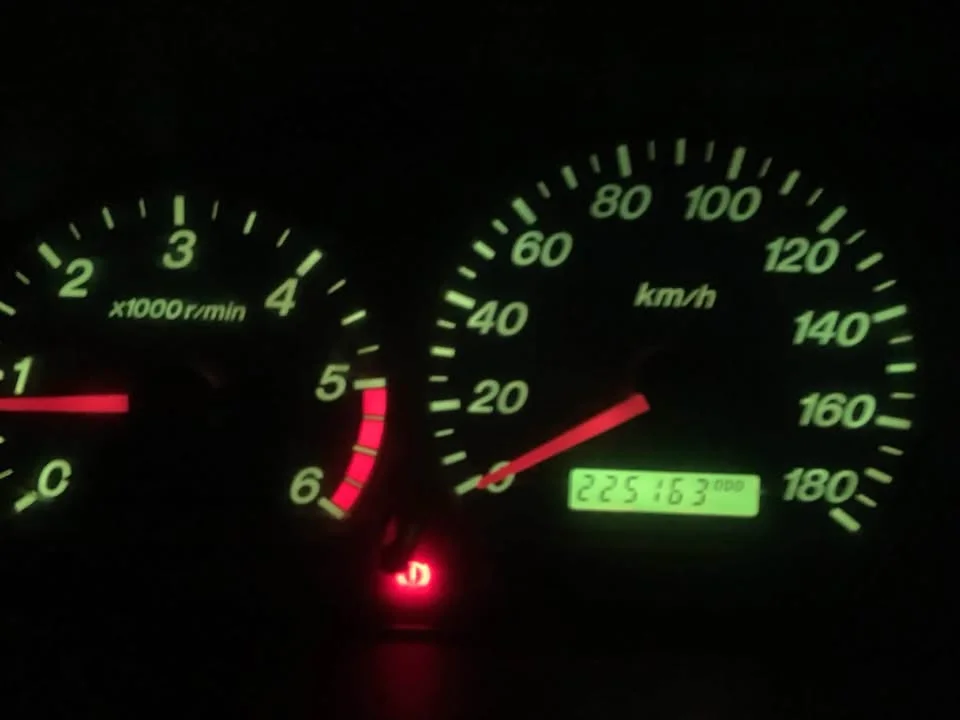 2005 Mazda 2500 Fighter V 2