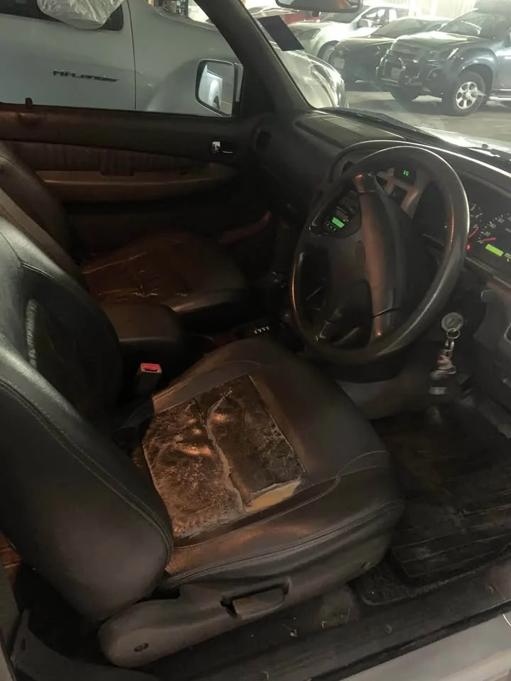 2005 Mazda 2500 Fighter V 3