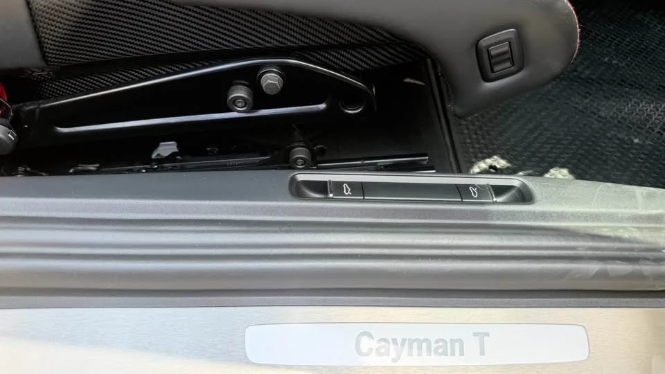 2022 Porsche 718 Boxster and Cayman IV 3