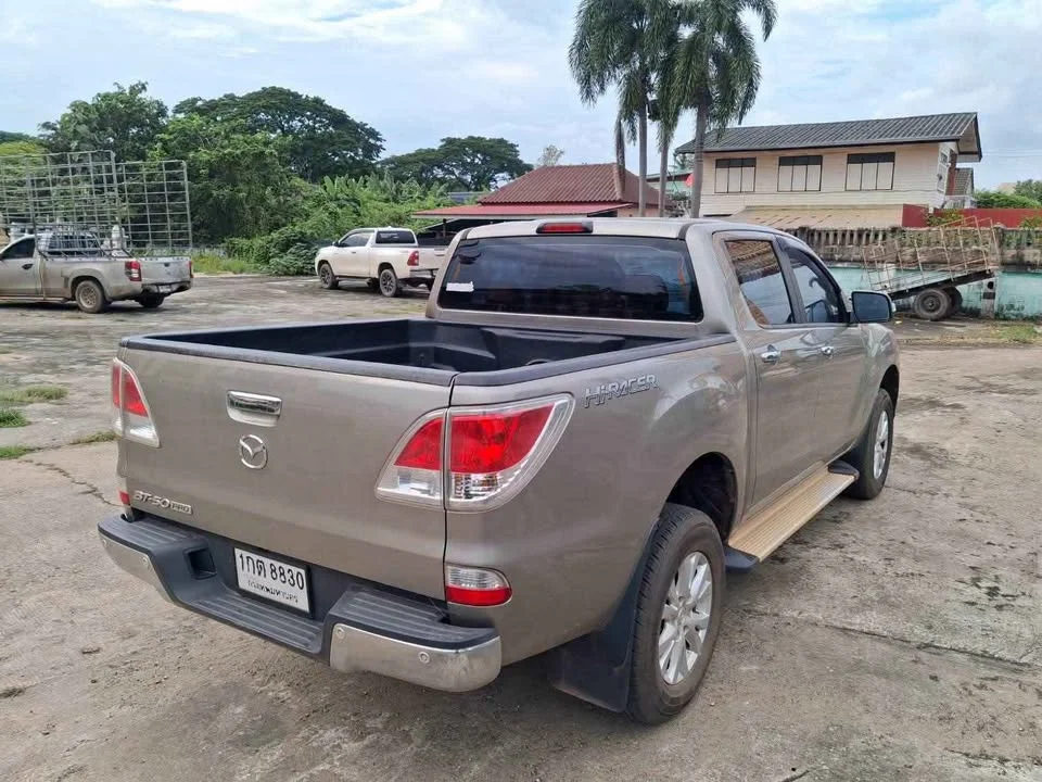 2012 Mazda BT-Series II 3