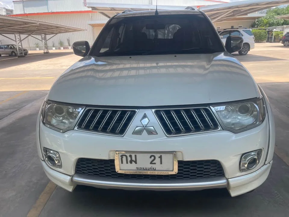 2010 Mitsubishi Pajero Sport II 3