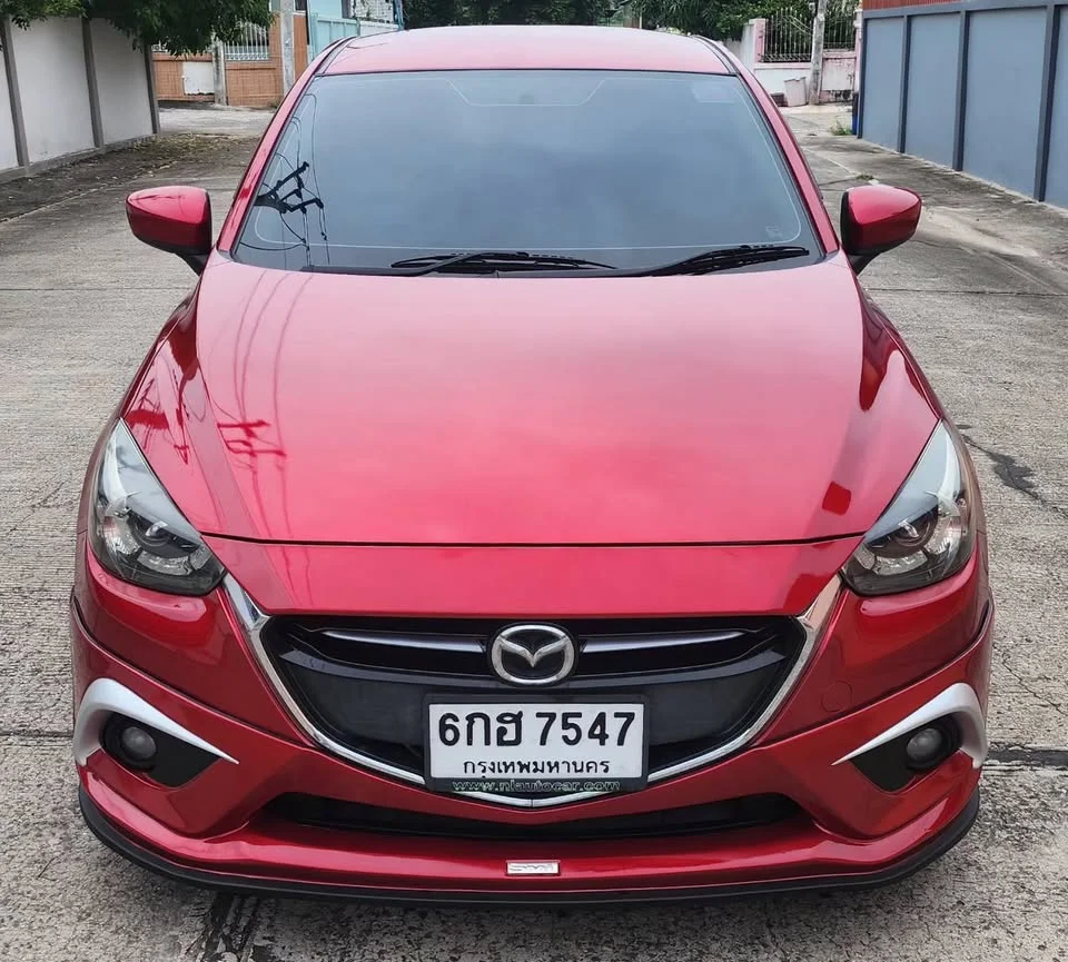 2016 Mazda 2 III 3