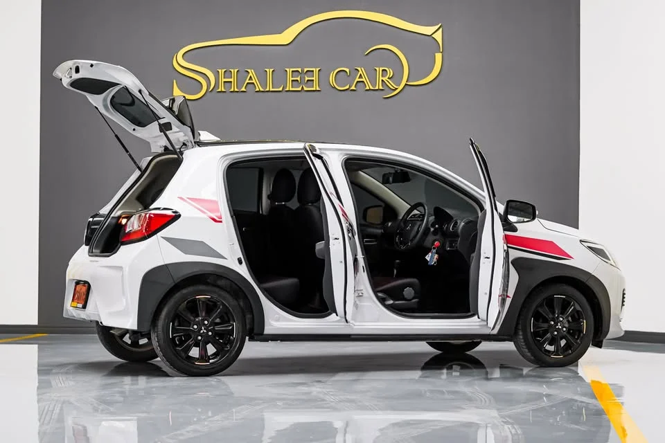 2023 Mitsubishi Mirage VI 3