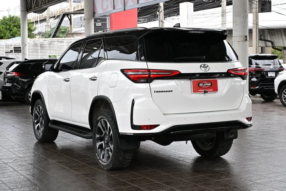 2024 Toyota Fortuner II 2