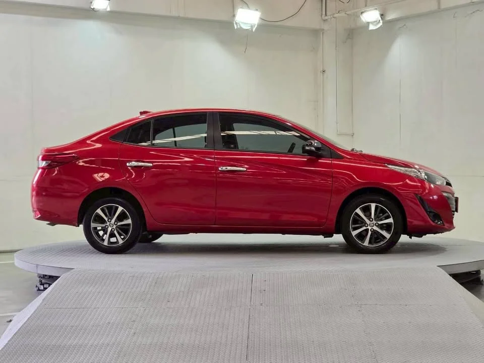 2019 Toyota Yaris ATIV III 2