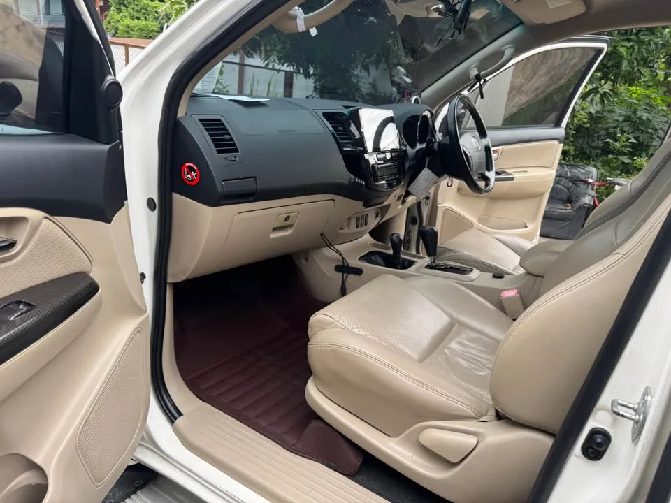 2008 Toyota Fortuner I 3