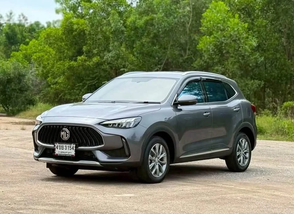 2022 MG HS 3