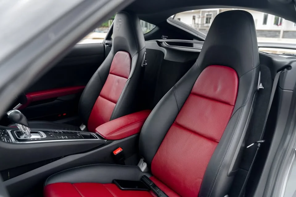 2018 Porsche 718 Boxster and Cayman IV 3