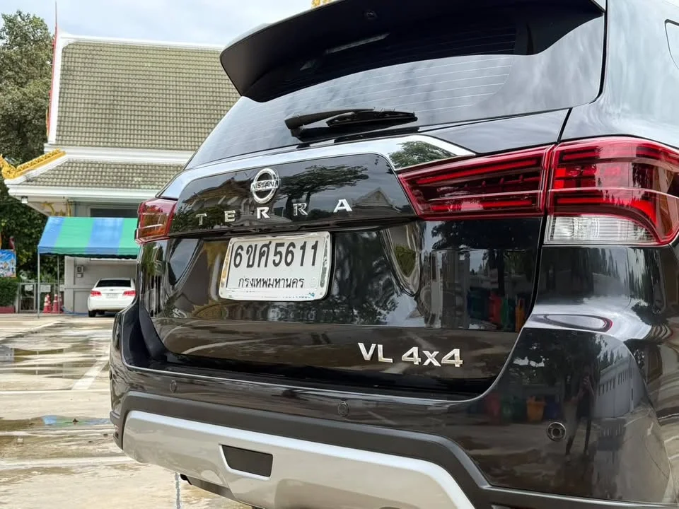 2021 Nissan Terra 3