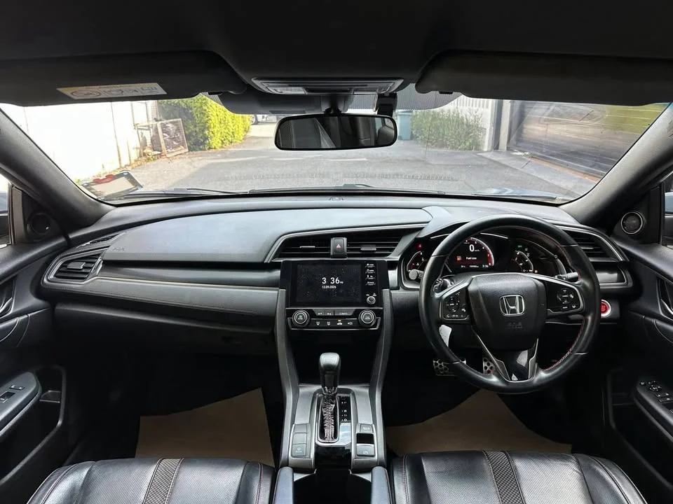 2019 Honda Civic X 2