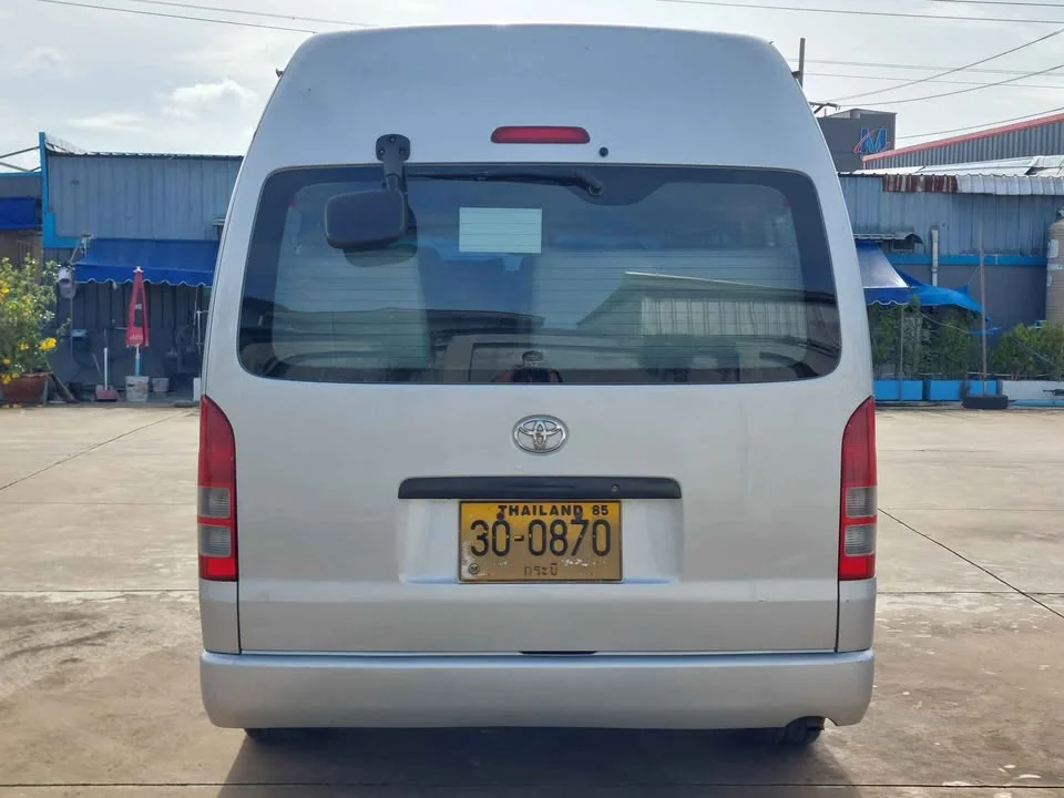 2009 Toyota Commuter V (H200) 3