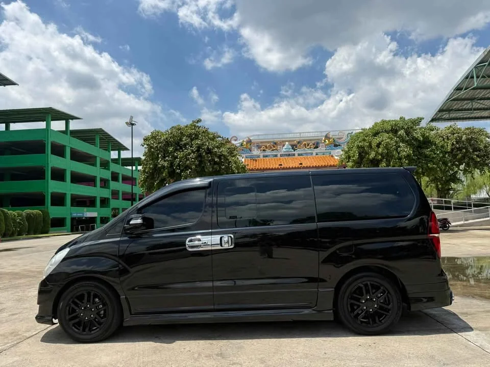 2011 Hyundai H-1 II 3