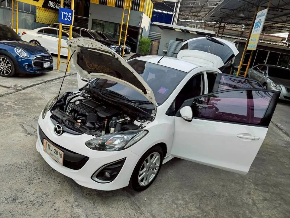 2013 Mazda 2 II 2