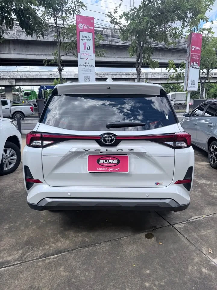 2023 Toyota Veloz III 3