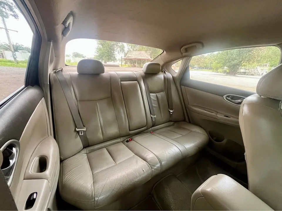 2012 Nissan Sylphy III (B17) 3