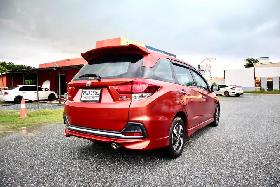 2017 Honda Mobilio II 3