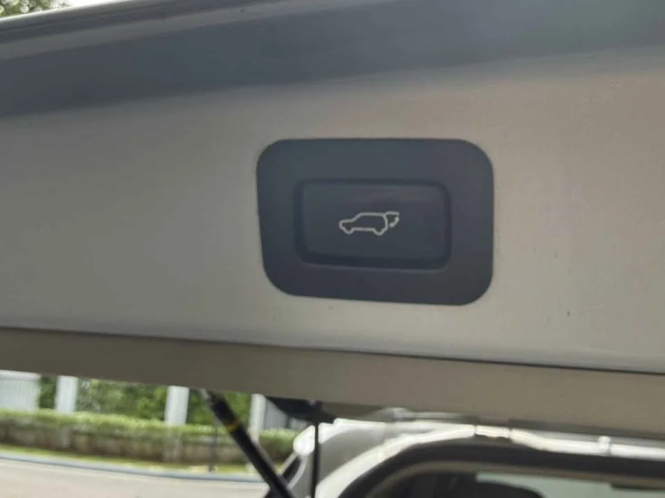 2011 Toyota Estima III 3
