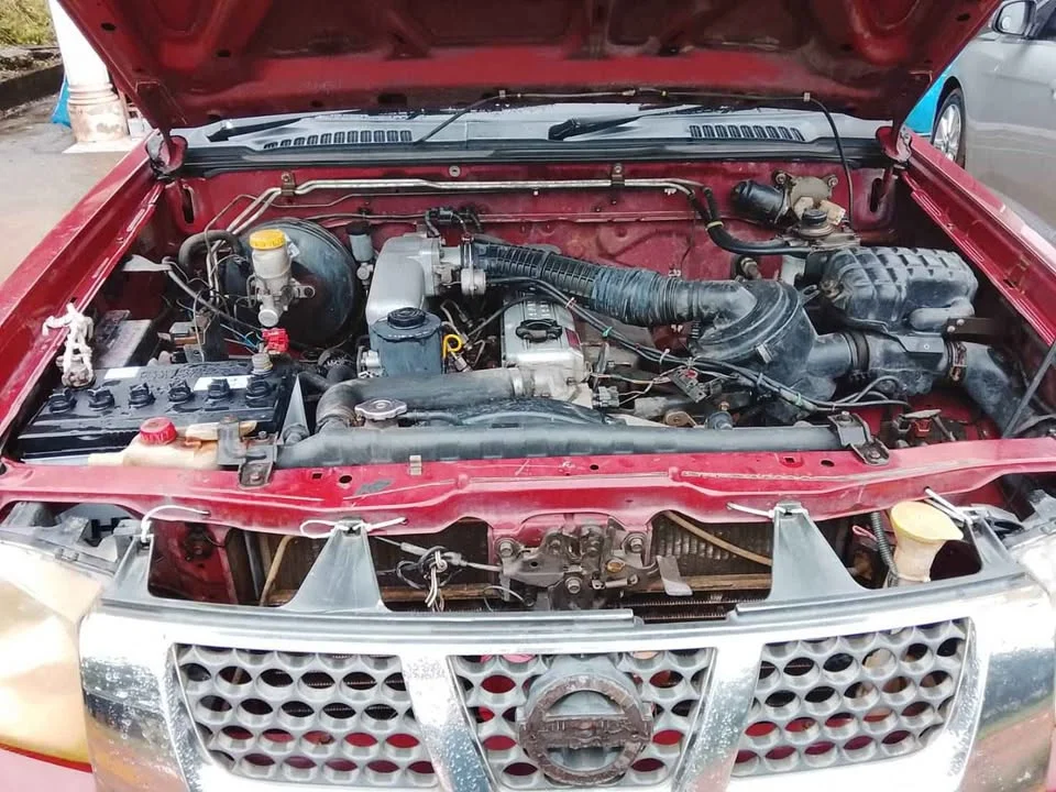 2003 Nissan Frontier I 2