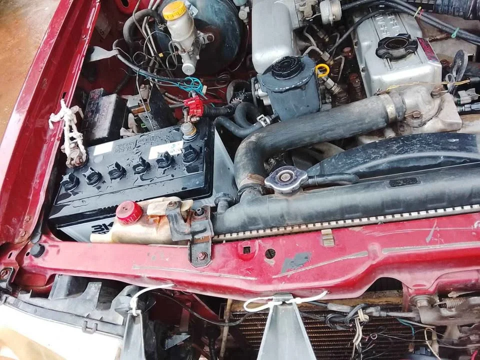 2003 Nissan Frontier I 3