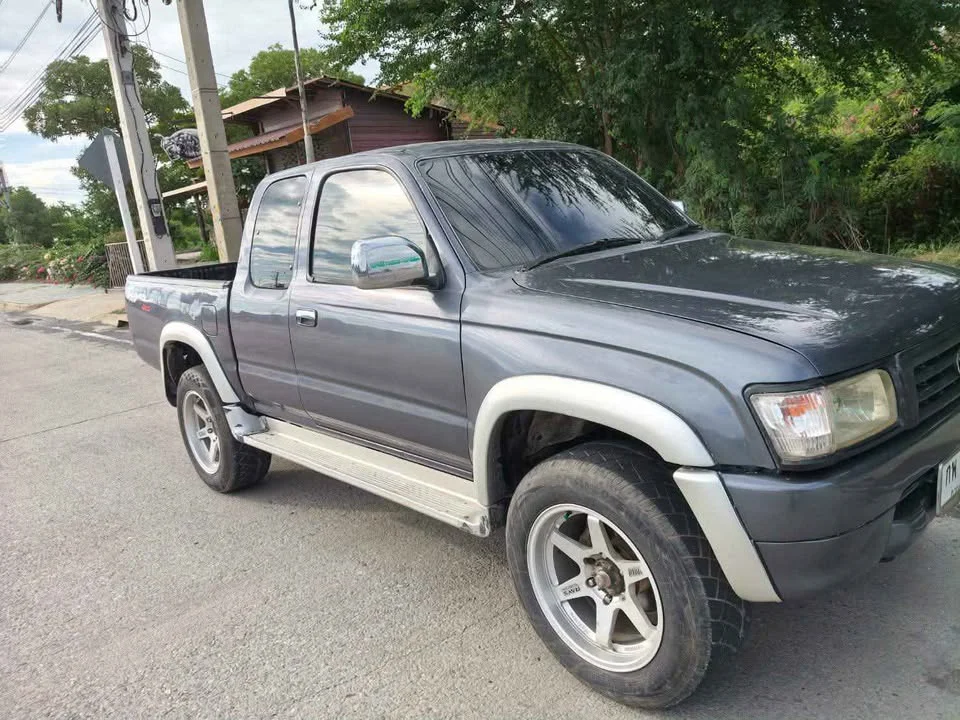 1999 Toyota Hilux Tiger VI 3