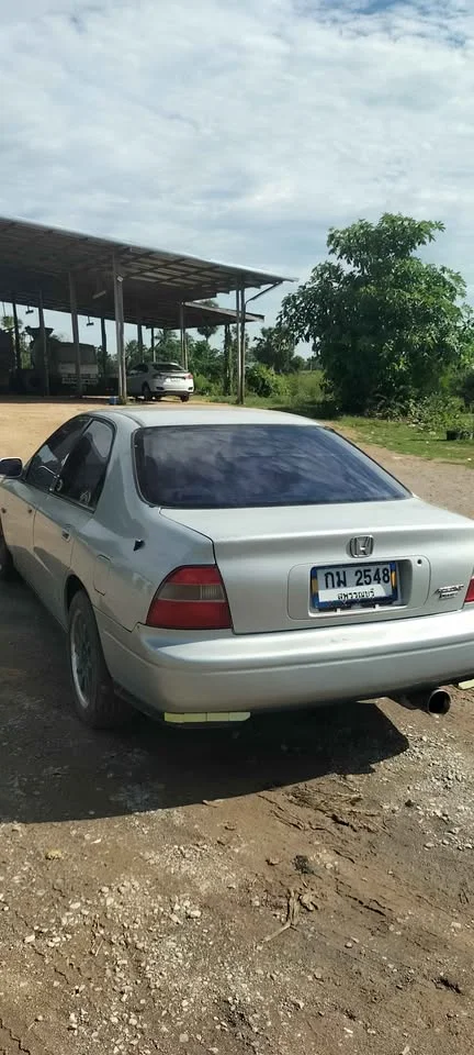 1997 Honda Accord V 3