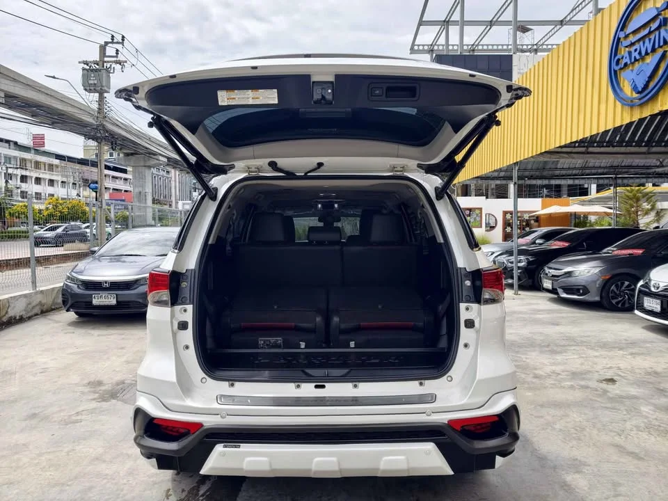 2018 Toyota Fortuner II 3