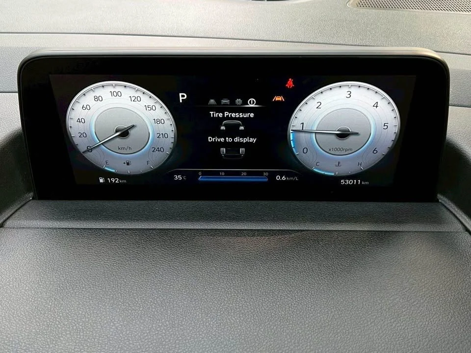 2022 Hyundai Staria US4 2
