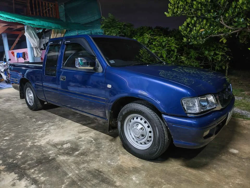 2002 Isuzu Faster Dragon Eyes III 2
