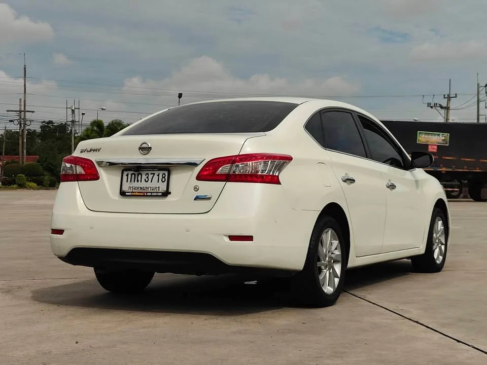 2013 Nissan Sylphy III (B17) 2