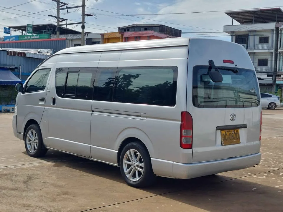 2009 Toyota Commuter V (H200) 3