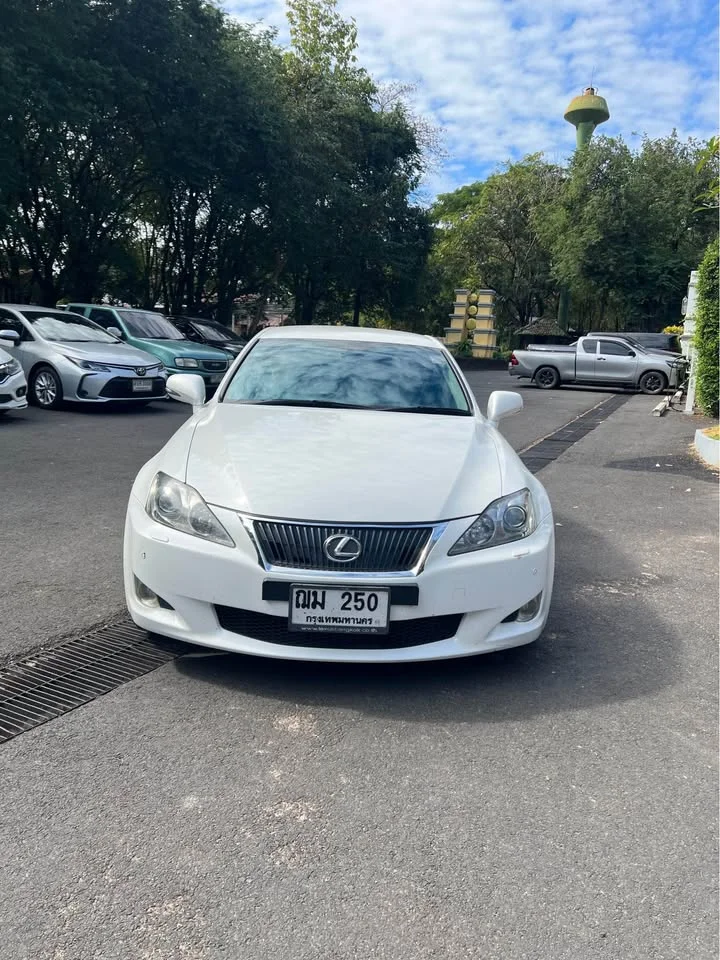 2008 Lexus IS II 2