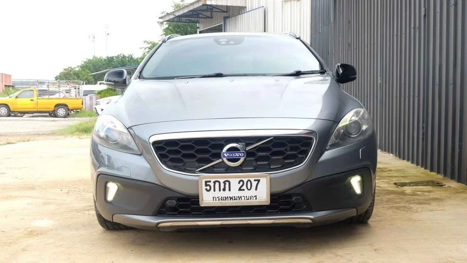 2016 Volvo V40 II 3