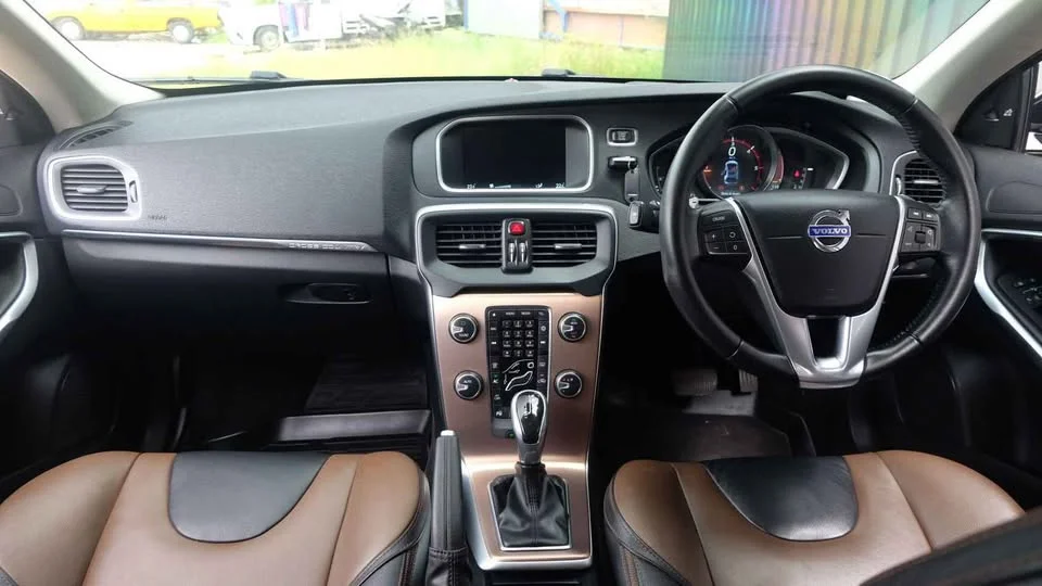 2016 Volvo V40 II 2