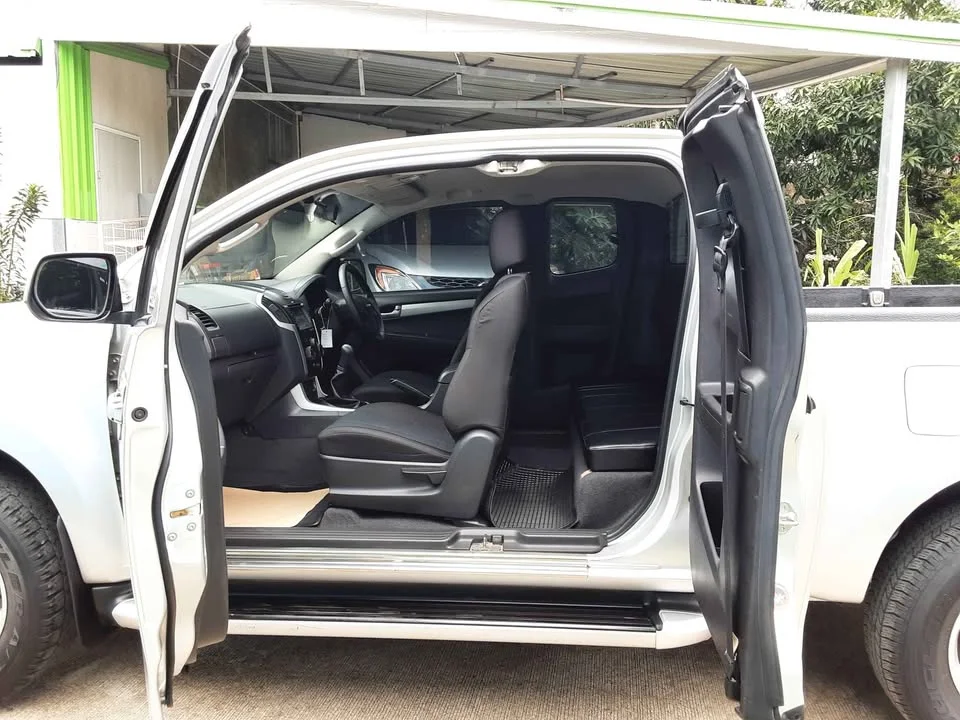 2013 Isuzu D-Max II (RT) 3
