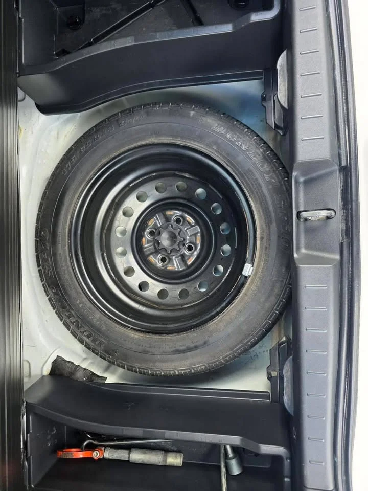 2008 Toyota Yaris II 2