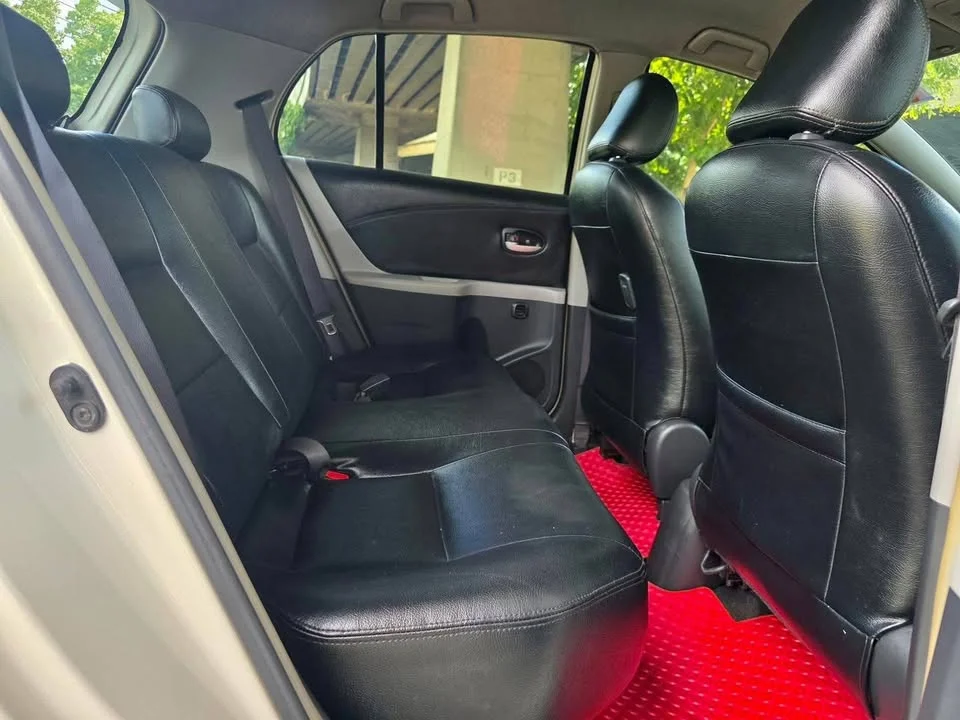 2008 Toyota Yaris II 3
