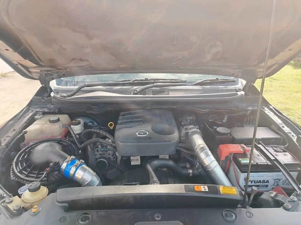 2012 Mazda BT-Series II 3