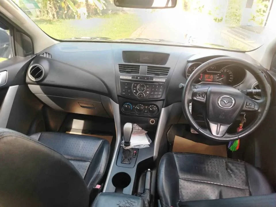 2012 Mazda BT-Series II 2