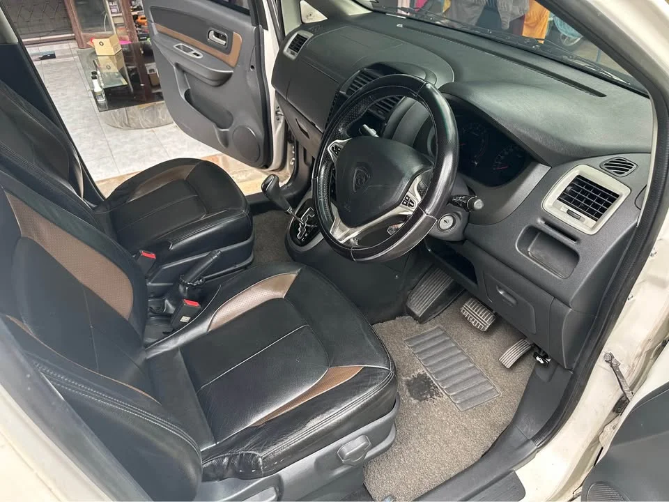 2012 Proton Exora 3