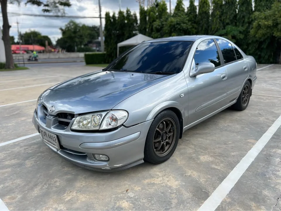 2002 Nissan Sunny N16 3