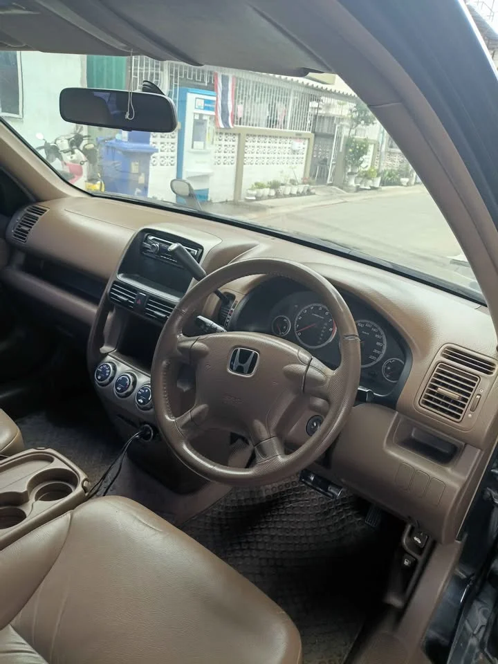 2003 Honda CR-V II 3