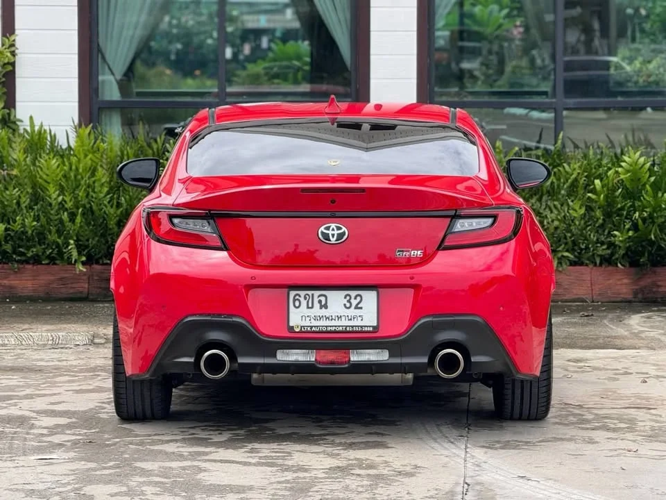2025 Toyota GR86 ZN8, ZC8 3