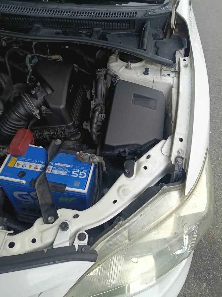 2011 Toyota Corolla Altis X (E140) 3