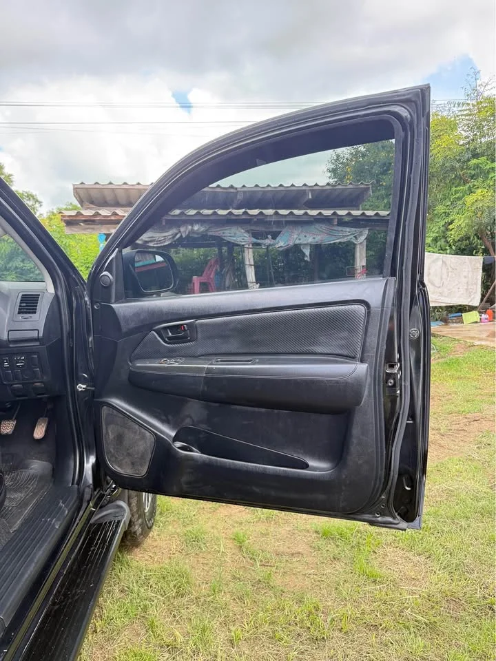 2014 Toyota Hilux VII 3