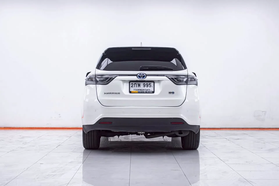 2014 Toyota Harrier III 2