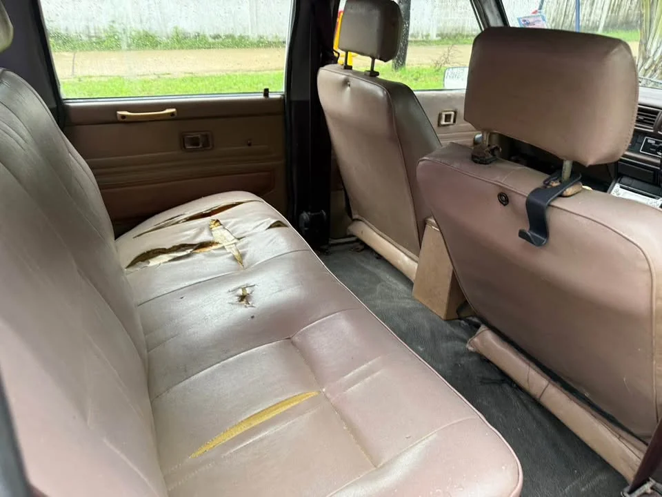 1993 Mitsubishi Triton II 3