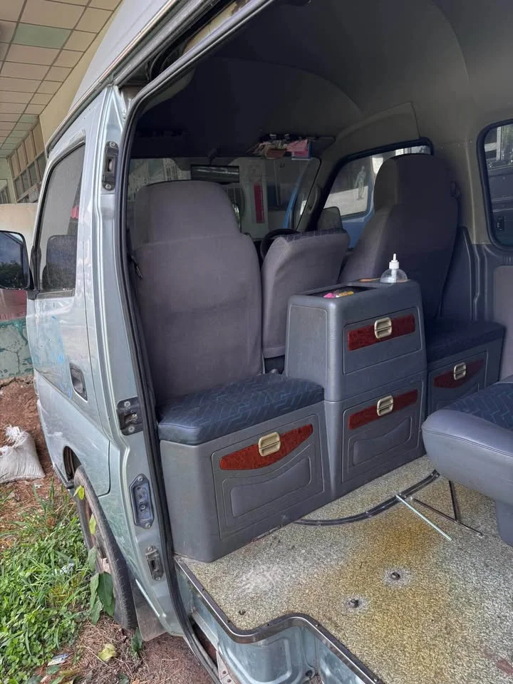 2005 Nissan Urvan V (E25) 3